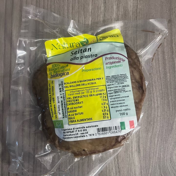 photo of Natura & Bontà Bistecca di Seitan shared by @beatricebestetti on  09 Dec 2021 - review