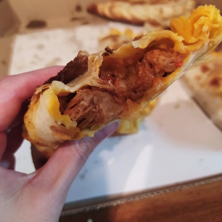 photo of Pizzería Lontano Empanadas De Soja shared by @antop07a on  28 Aug 2022 - review