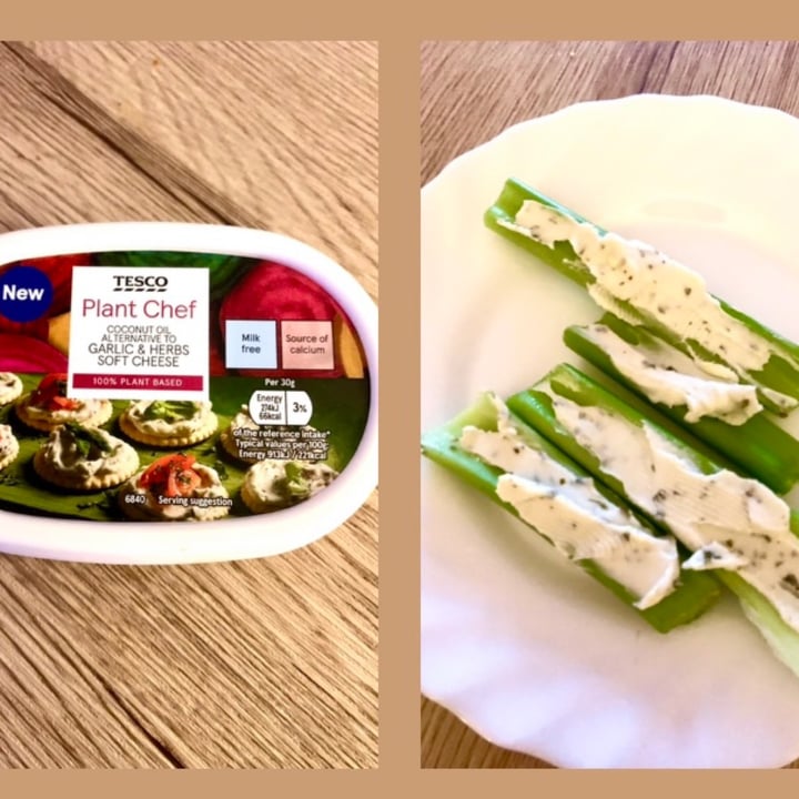 photo of Tesco Plant Chef Garlic and Herb Soft Cheese shared by @theartofwinning on  14 Nov 2022 - review