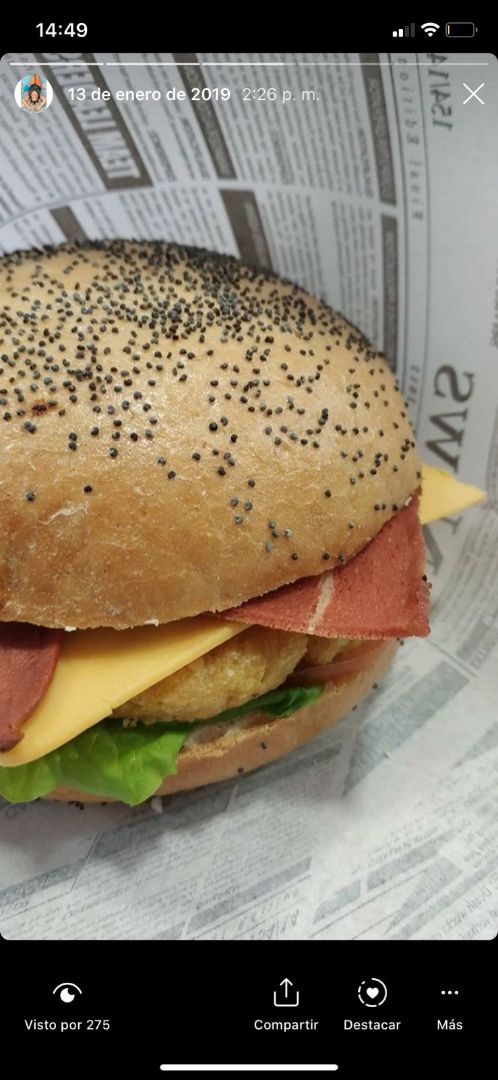 photo of Veggie Burger Hamburguesa Americana shared by @caracol on  30 Mar 2020 - review