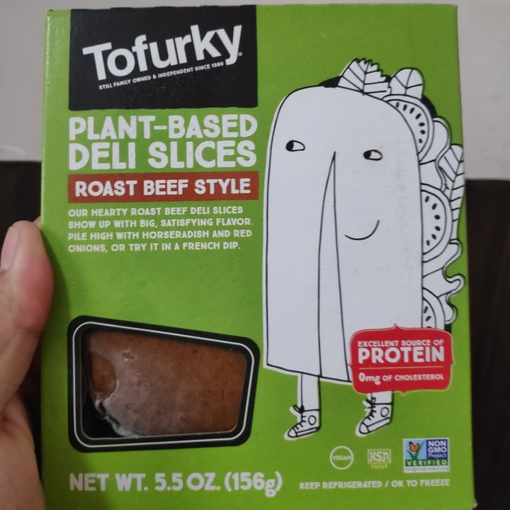 photo of Tofurky Plant-Based Deli Slices Roast Beef Style shared by @urielmtz on  20 Aug 2022 - review