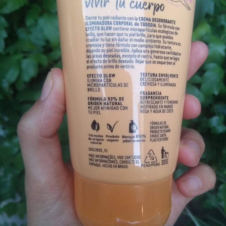 review photo of Natura Crema Iluminadora Para El Cuerpo shared by @flornijas on 04 Apr 2021 - review