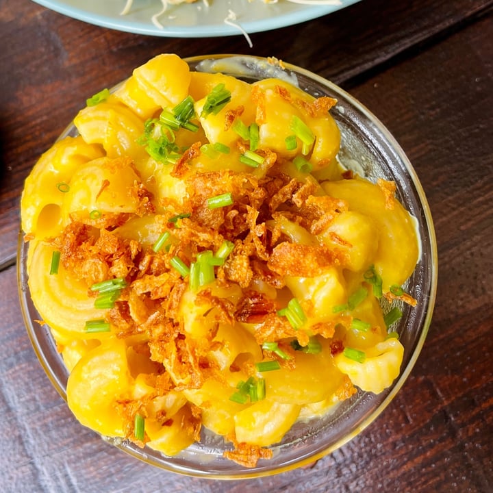 photo of Vegan Junkies DANG! (Mac n' Cheese) shared by @moredesign on  28 Mar 2022 - review