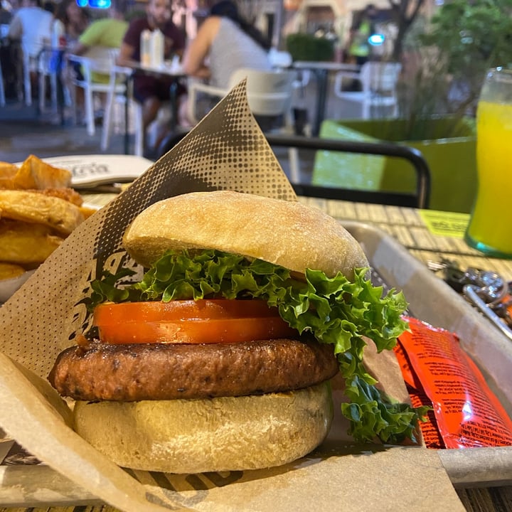 photo of The Good Burguer Beyond Burger With No Cheese shared by @deymar on  23 Jul 2021 - review