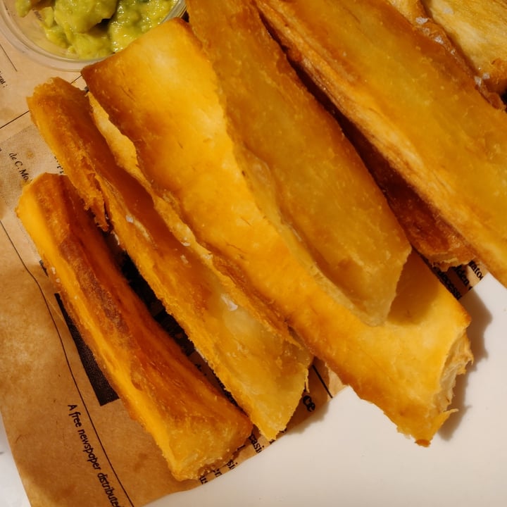review photo of El Ñaño Balmes Fried yuca shared by @neosmith on 11 Sep 2020 - review