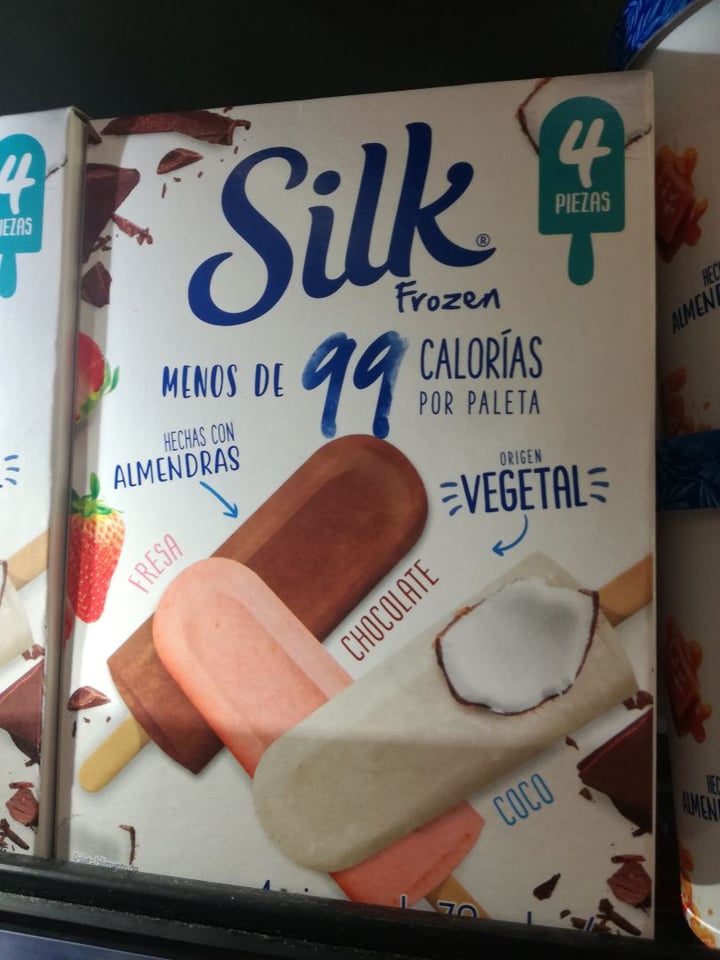 photo of Silk Frozen Paletas 4 Piezas shared by @rebeca2124 on  01 Mar 2020 - review
