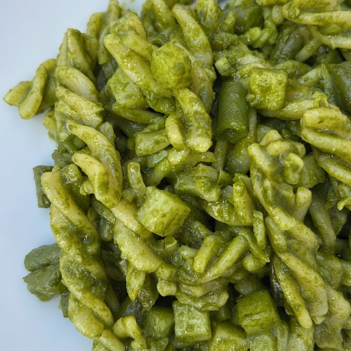 photo of Panificio Moderno pasta al pesto shared by @bellofigo on  27 Jun 2022 - review