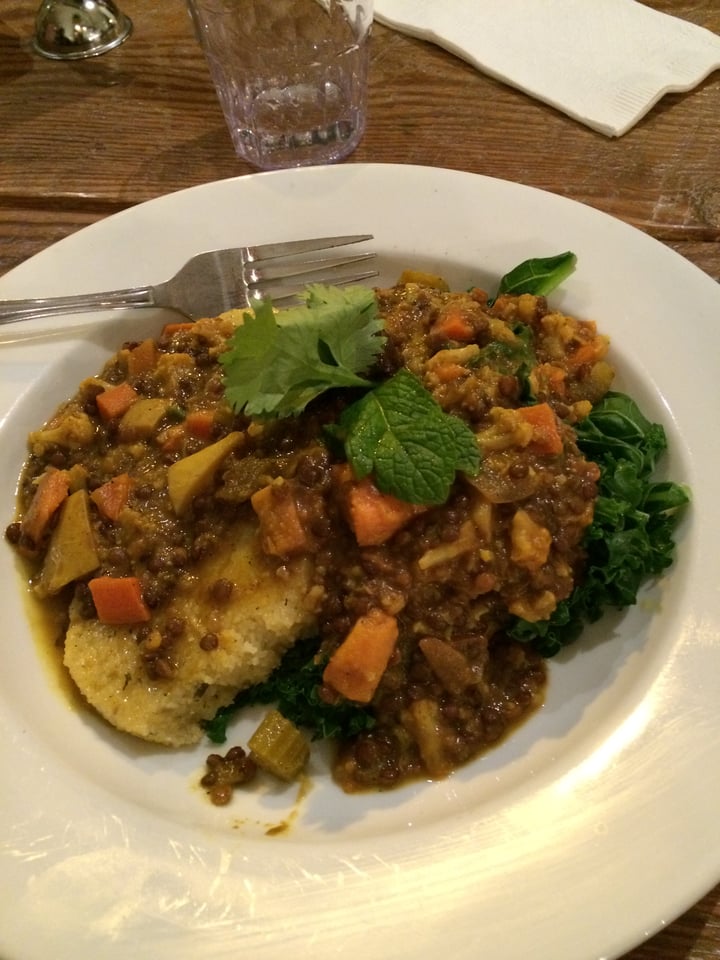 photo of Harlow Vegetable Curry shared by @fruitsforlife on  09 Apr 2018 - review