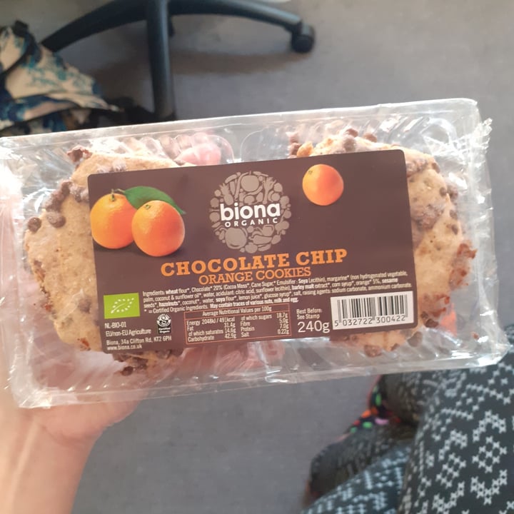 photo of Biona Chocolate chip orange cookies shared by @tillymjo on  07 Nov 2020 - review