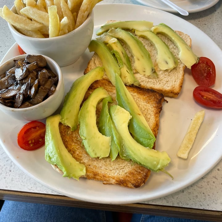 photo of Wimpy Avo On Toast shared by @elainee on  31 May 2022 - review