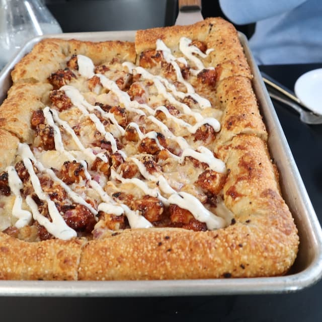 Photo of the dish “BBQ Chick’n Stuffed Crust Pizza”