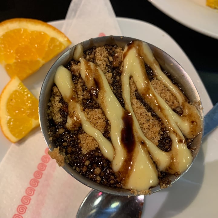 review photo of Veggie Garden Apple Crumble shared by @viroliveira on 18 Dec 2021 - review
