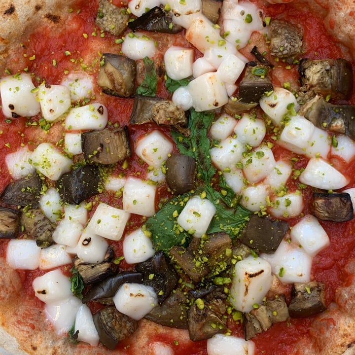 photo of La Bottega della Pizza "SABLON" Vegana shared by @vegandfred on  27 Nov 2020 - review