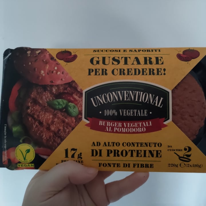 review photo of Unconventional Burger Vegetale Al Pomodoro - Tomato Burger shared by @luluvicy on 03 May 2022 - review