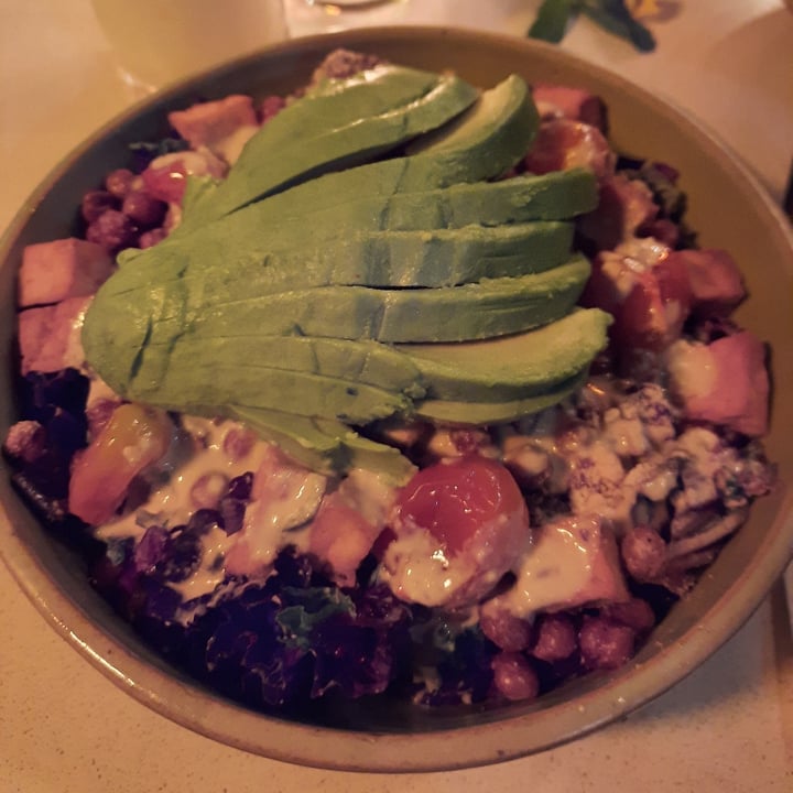 review photo of Let it V - Vegan Sushi Ensalada cesar shared by @camilac2505 on 02 Nov 2022 - review