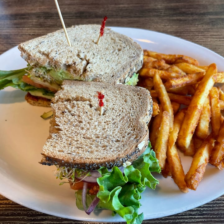 Rooster Run Cafe Hurricane, United States Gourmet Veggie Sandwich