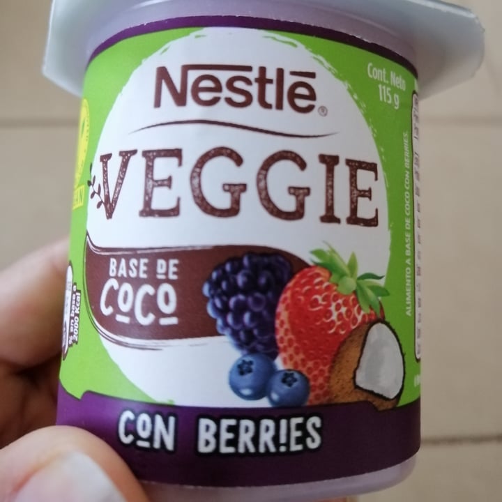 photo of Nestlé Alimento en base a Coco con Berries shared by @veglovers on  17 Nov 2021 - review