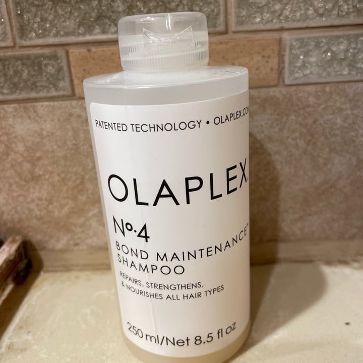 review photo of Olaplex Bond maintenance shampoo shared by @peacedrizzy on 30 Sep 2021 - review