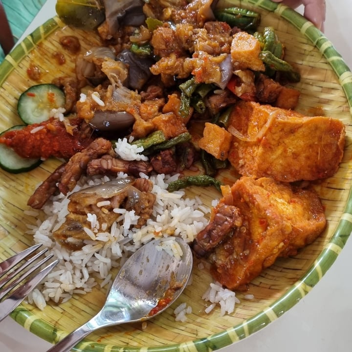 photo of OG Lemak Vegan Set shared by @schtef on  12 Sep 2021 - review