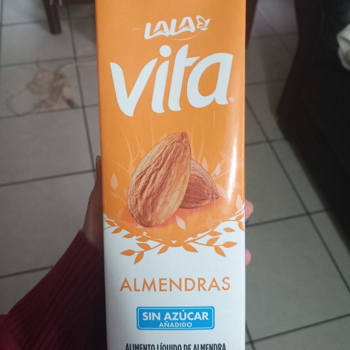 photo of Vita LALA Leche De Almendras Sin Azúcar shared by @marigk on  28 Oct 2021 - review