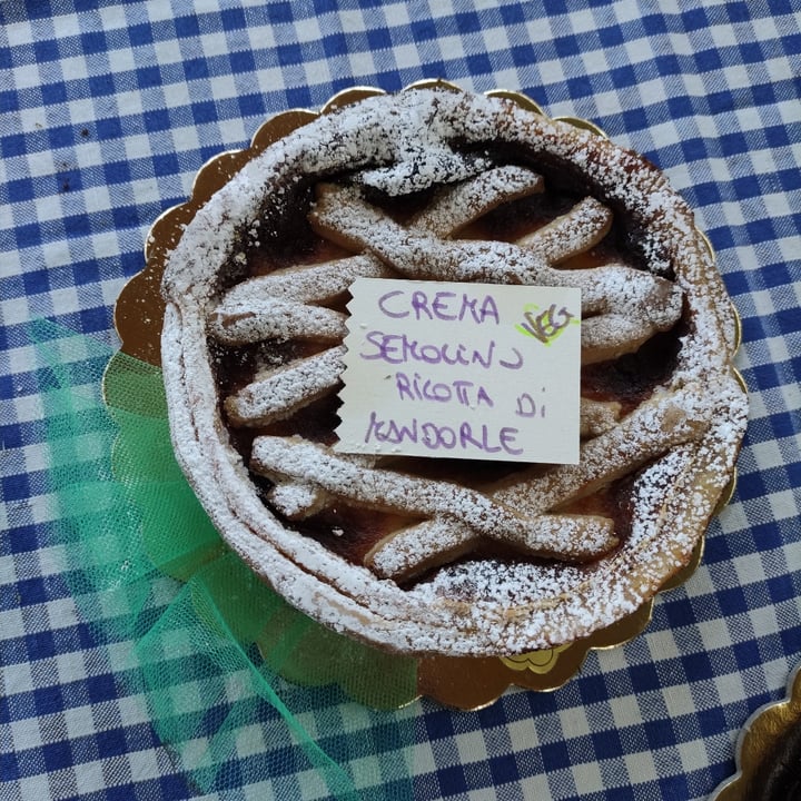 photo of Pasticceria Nilo's di Poletti e Spadoni Torta al semolino shared by @mostravagante on  18 Apr 2022 - review