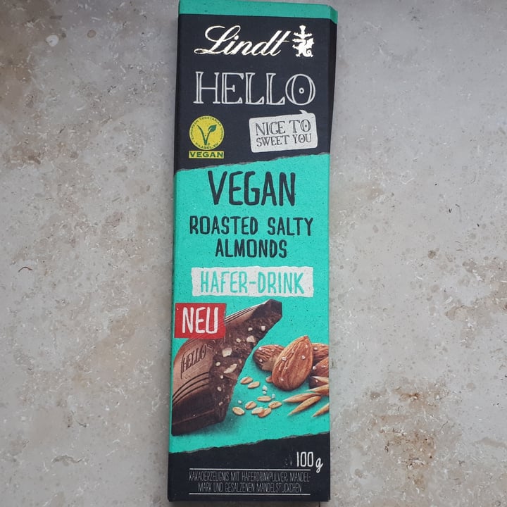 photo of Lindt Hello Vegan Roasted Salty Almonds shared by @bluesoul on  16 May 2022 - review