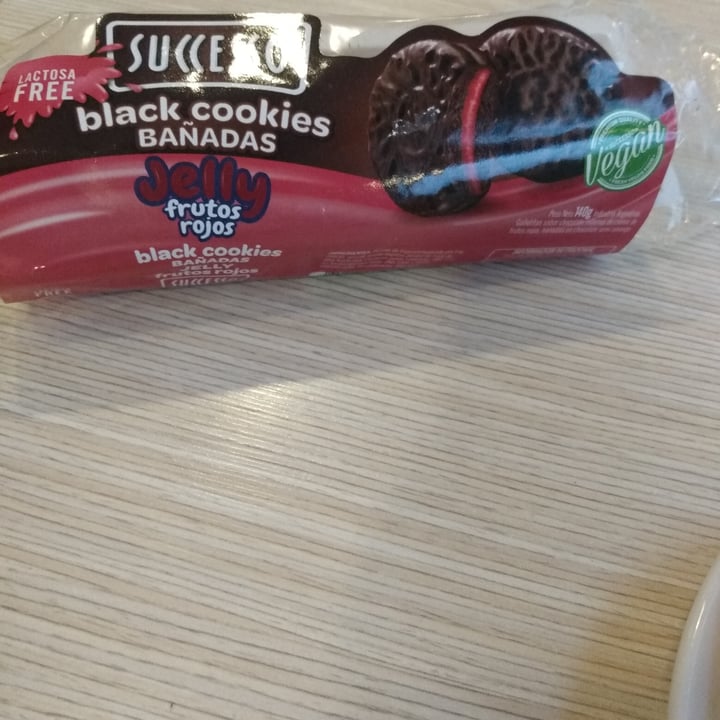 review photo of Successo Black Cookies Jelly de frutos rojos shared by @manucha10 on 04 Jun 2022 - review