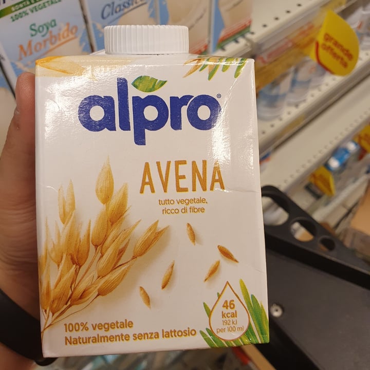 review photo of Alpro Latte avena Senza Zuccheri shared by @al3ssia00 on 07 Apr 2022 - review