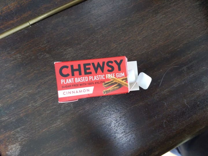 photo of Chewsy Cinnamon Plant Based Gum shared by @bearbagels on  09 Apr 2020 - review