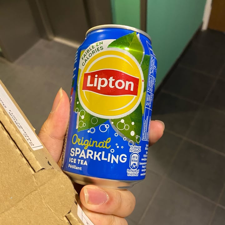 photo of Lipton Ice Tea Sparkling Original shared by @astxnto on  11 Feb 2022 - review