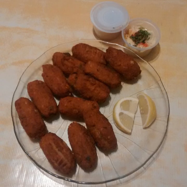 review photo of Music Club Falafel con humus shared by @nachdemsturm on 10 Mar 2021 - review