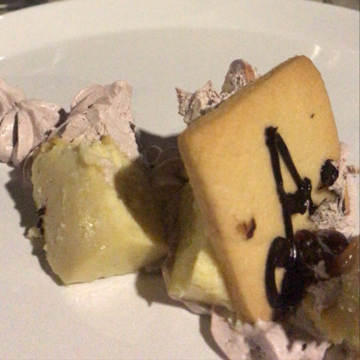 review photo of Alice e Viola - Cucina vegetale Cheesecake shared by @mariaelenafiore on 30 Mar 2022 - review