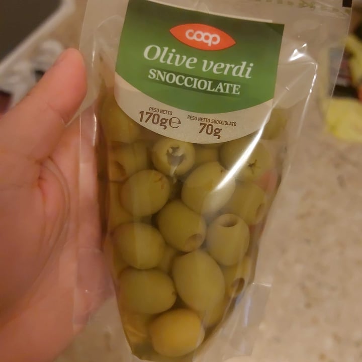 photo of Coop olive verdi denocciolate in busta shared by @vegetalezerosbatti on  25 Mar 2022 - review