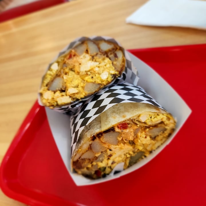 photo of El Veganito Breakfast burrito shared by @patrickvsd on  07 Apr 2022 - review