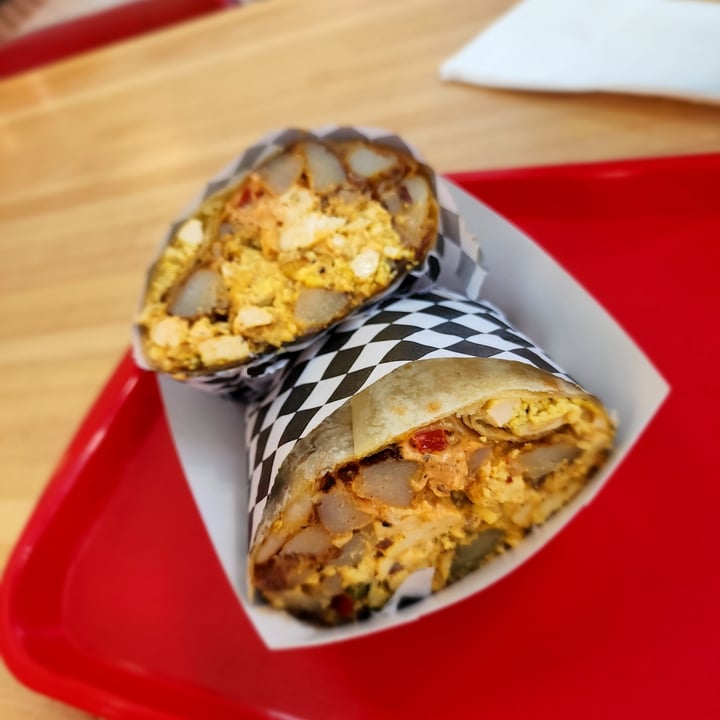 review photo of El Veganito Breakfast burrito shared by @patrickvsd on 07 Apr 2022 - review