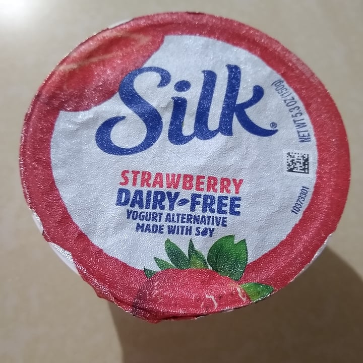 review photo of Silk Strawberry Soymilk Dairy-Free Yogurt Alternative shared by @carmen-85 on 11 Nov 2020 - review