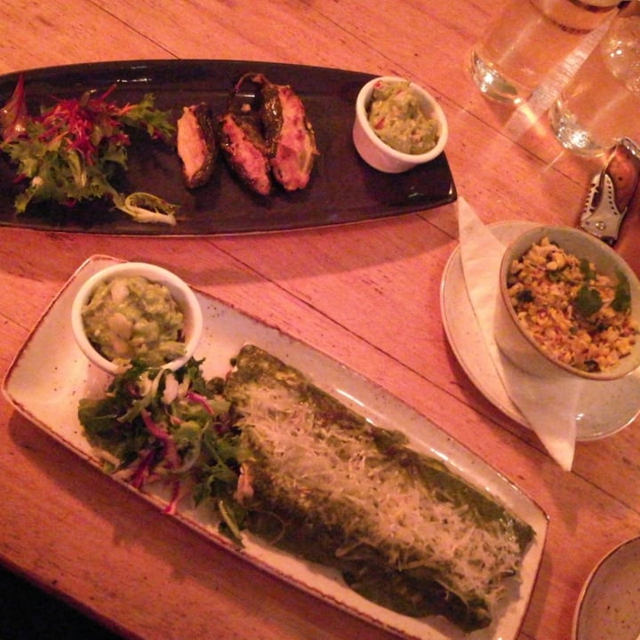 review photo of El Burro Greenpoint Vegan Chilli Rellonos shared by @junkfoodvegans on 01 Aug 2020 - review