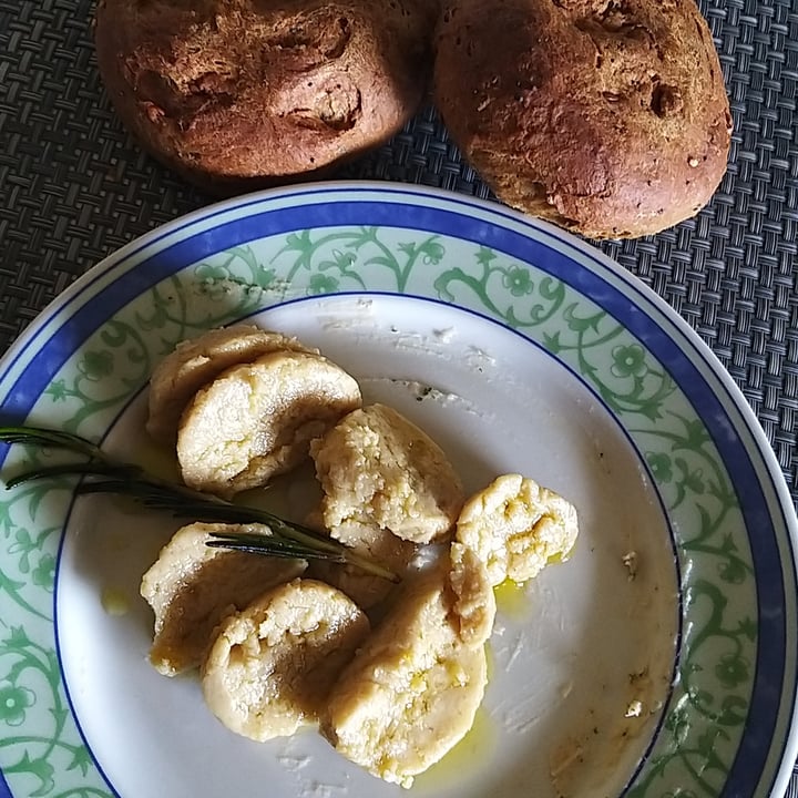 review photo of Madre Terra Veg Vegformaggio di anacardi In olio aromatizzato shared by @gsll on 27 Sep 2022 - review