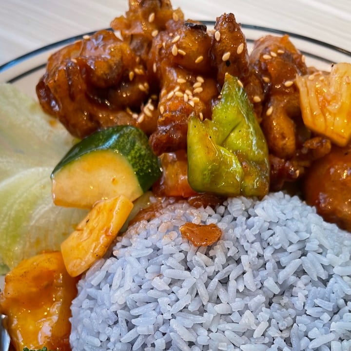 photo of Simple Food Vegetarian Cafe Sweet & Sour Abalone Mushroom Rice Set shared by @greenbovine on  08 Sep 2021 - review