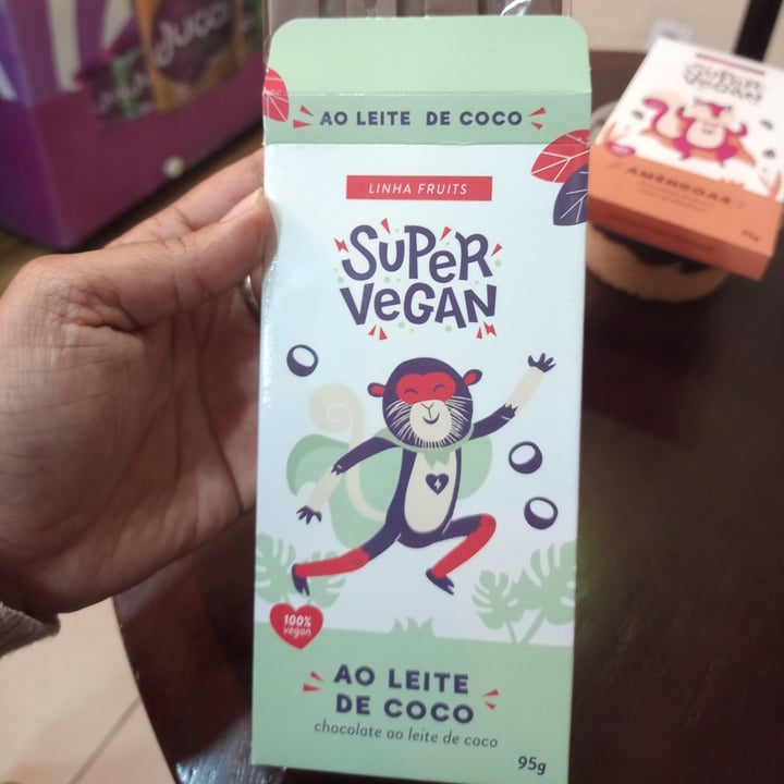 photo of Super Vegan Barra de Chocolate - Coco Branco 95g shared by @laurinhaalvares on  03 Oct 2022 - review