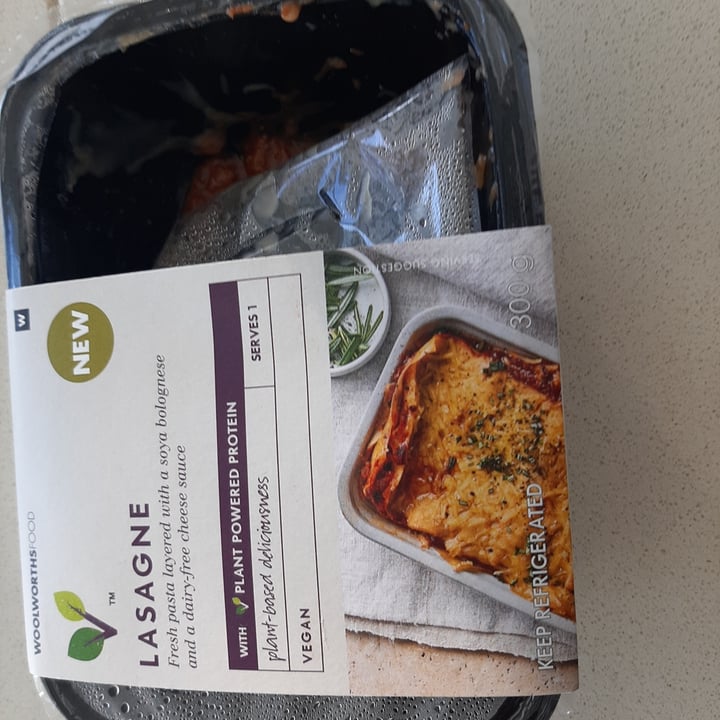 photo of Woolworths Lasagna shared by @hannahbanana81 on  29 Mar 2021 - review