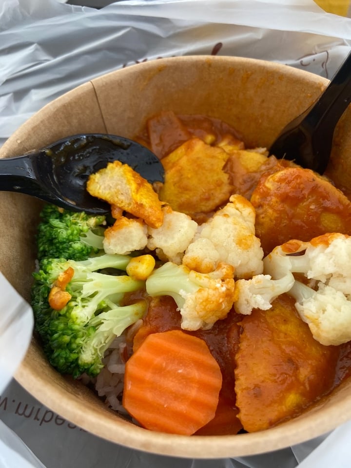 review photo of Mr Bean Quorn Masak Merah Fillet (Meat Free) Rice Bowl shared by @twilight on 17 Feb 2020 - review