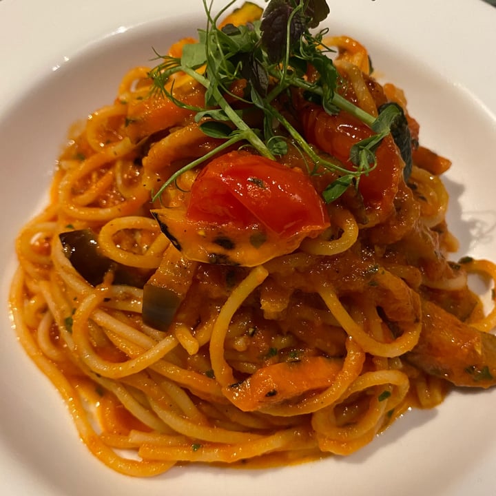photo of Pizza Fabbrica Pasta Primavera Ala Mani shared by @ejaquet on  15 Nov 2020 - review
