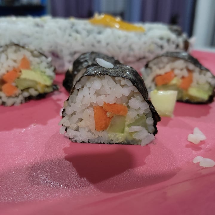 photo of Veggie Koi Sushi Cate roll shared by @pepitanugg3t on  20 Jun 2022 - review