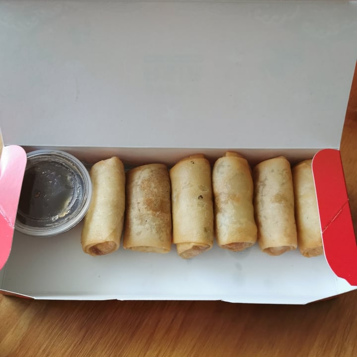 photo of Simply Asia - Sunningdale Spring rolls shared by @viiathevegan on  30 Sep 2021 - review