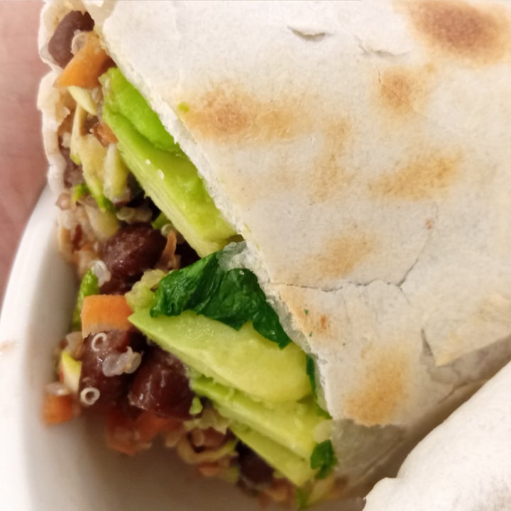 photo of William Shakes Protein Lab. Zentralia Burrito shared by @pibs on  14 Oct 2021 - review
