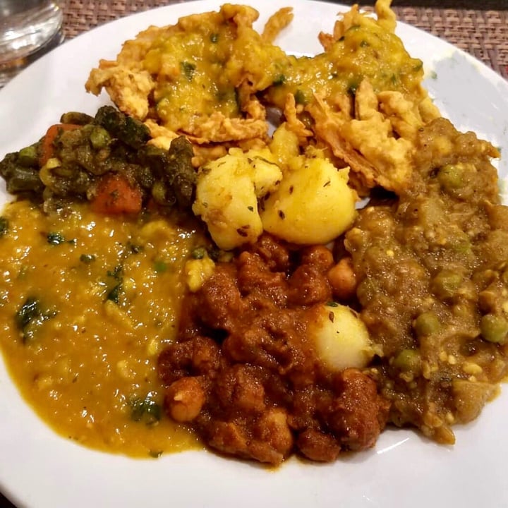 photo of Haveli Indian Kitchen Buffet Plate shared by @manuelaw on  17 Aug 2021 - review
