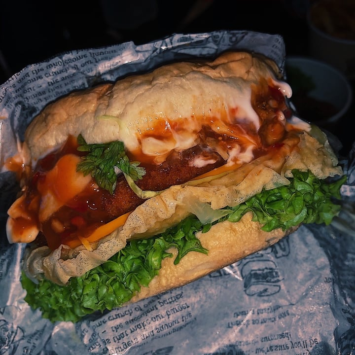 photo of VeganBurg Singapore Chili Krab Burger shared by @sazzie on  02 Apr 2020 - review