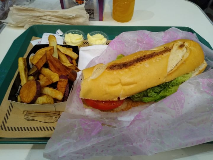 photo of Green Factory Sandwich Mila bread shared by @melisa on  23 Aug 2019 - review