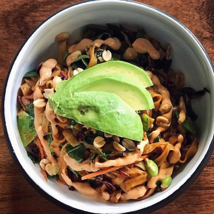 review photo of Alakazam Dragon bowl shared by @gisells on 20 Oct 2020 - review